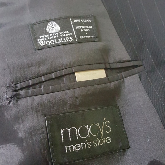 Men's dress suit - Picture 2 of 4